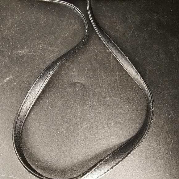 Vintage‎ small navy/ black Crossbody Bag by Tignanello - Picture 6 of 7